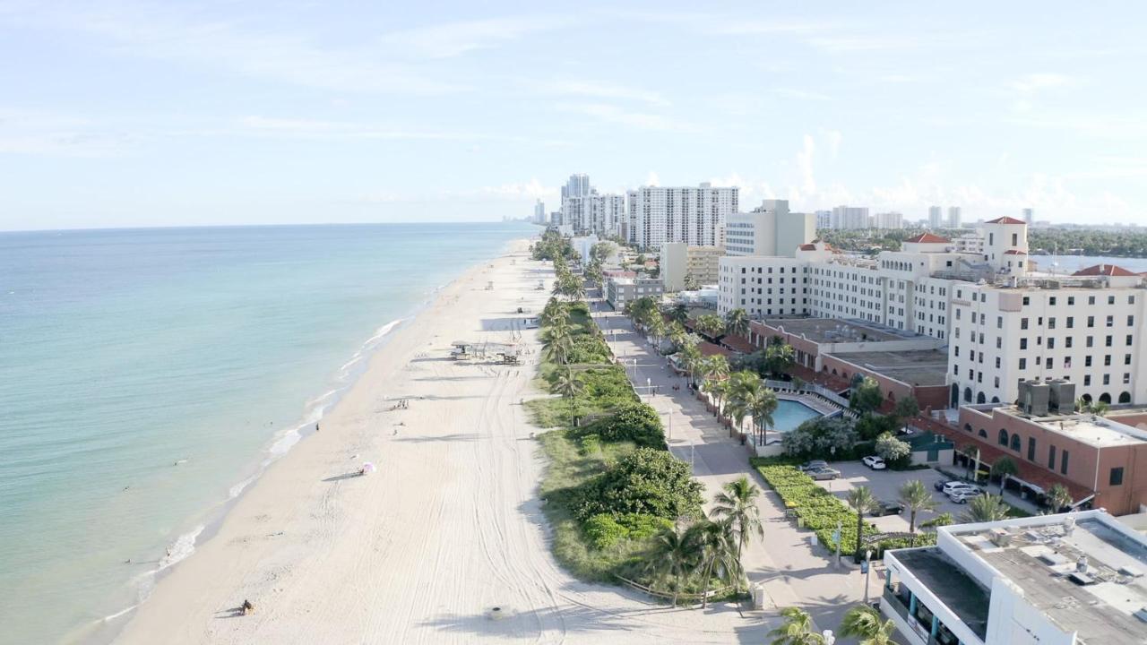 670 Partial Ocean View Hollywood Beach Dania Beach Exterior photo