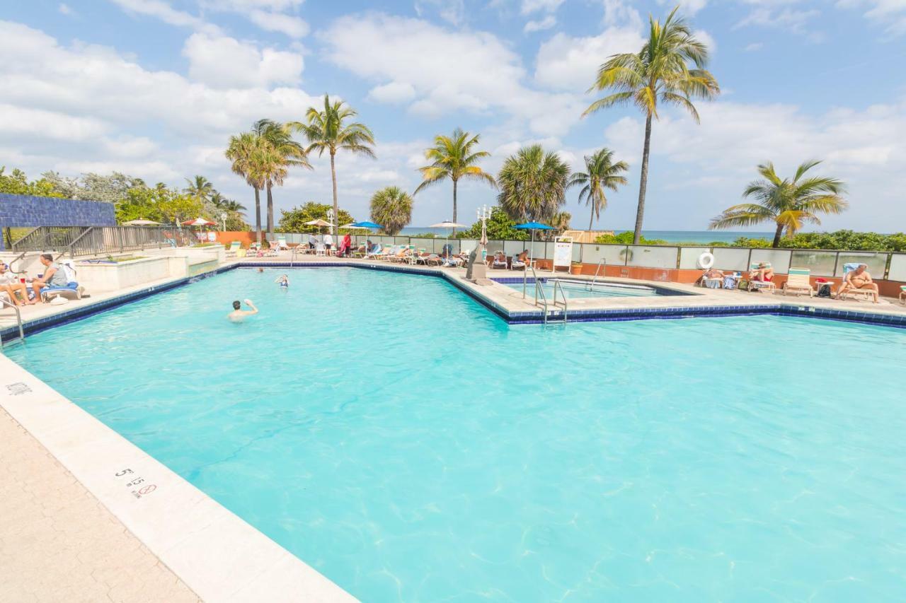 670 Partial Ocean View Hollywood Beach Dania Beach Exterior photo