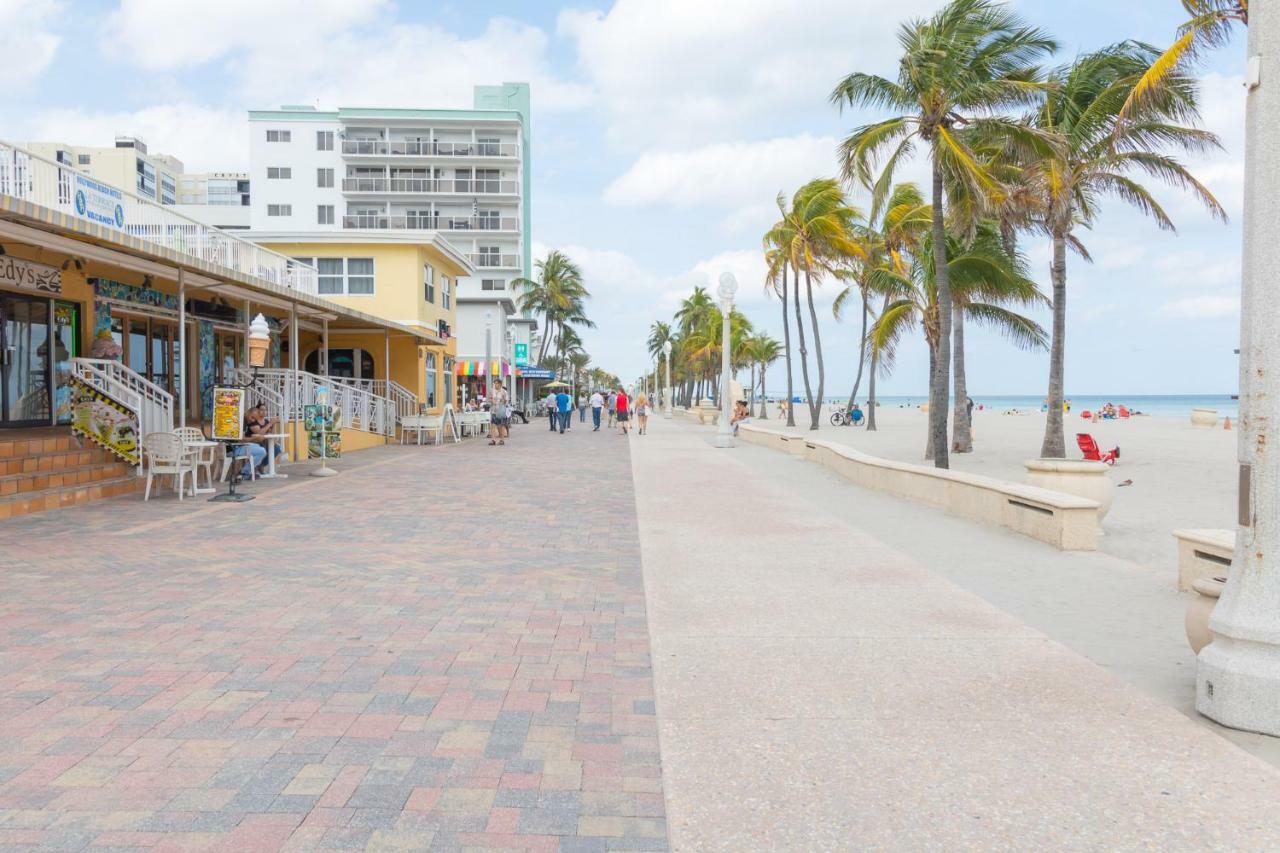 670 Partial Ocean View Hollywood Beach Dania Beach Exterior photo