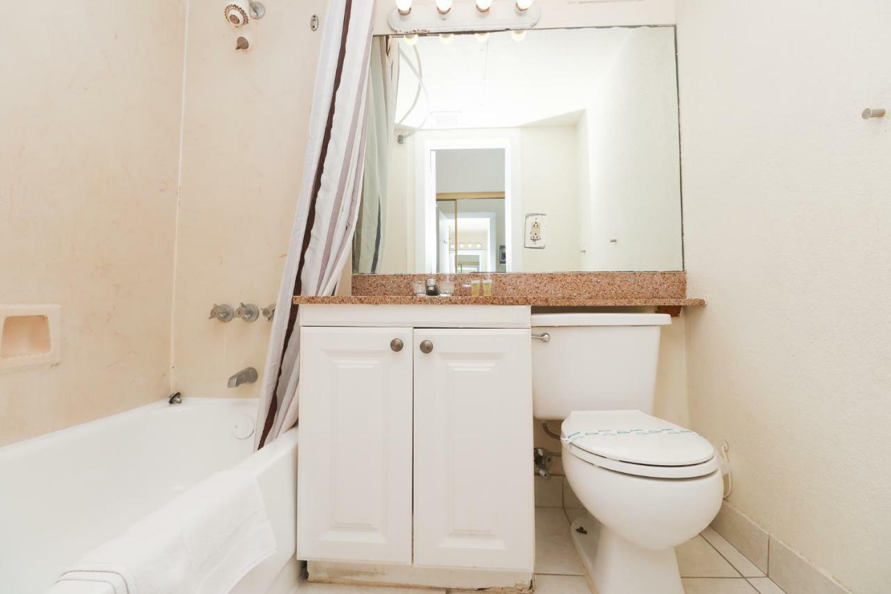 670 Partial Ocean View Hollywood Beach Dania Beach Exterior photo